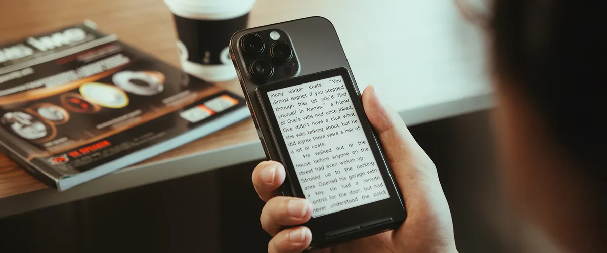 A photo of the Xteink X4 Pocket eReader